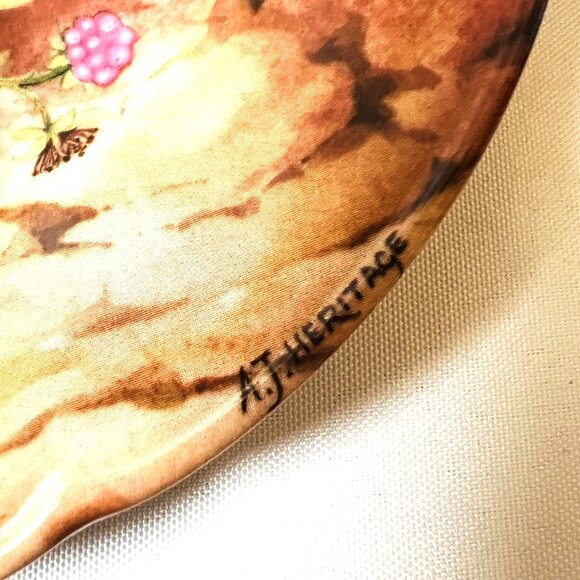 Limoges Vintage 4 Salad Plates Rochard Fruit Design Artist Signed France 7 1/2" - Picture 6 of 10